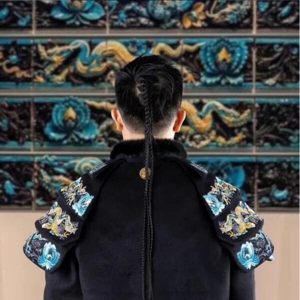 Generals Dragn Texture Coat - Image 4