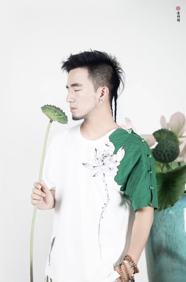Pond Lotus T shirt - Image 5